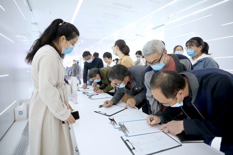 1.黨員簽名入場.jpg