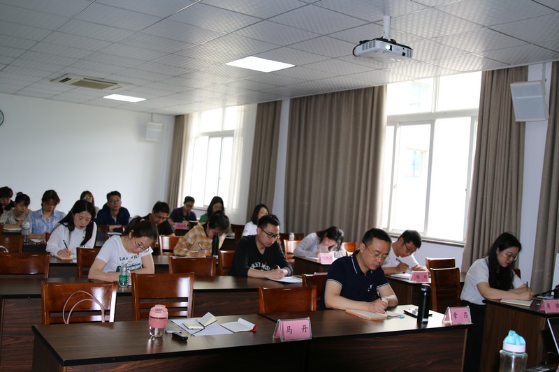認真學習.jpg